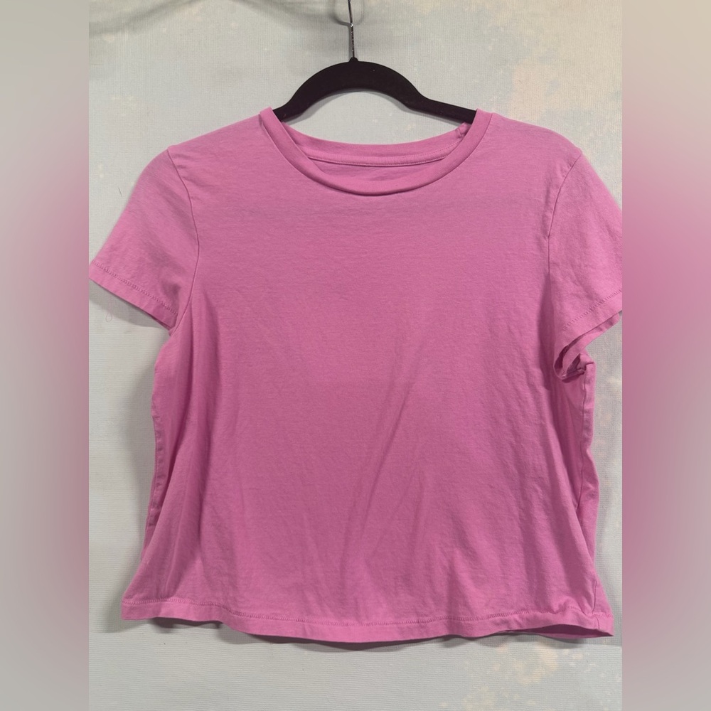 Universal Thread Cropped Pink Tee